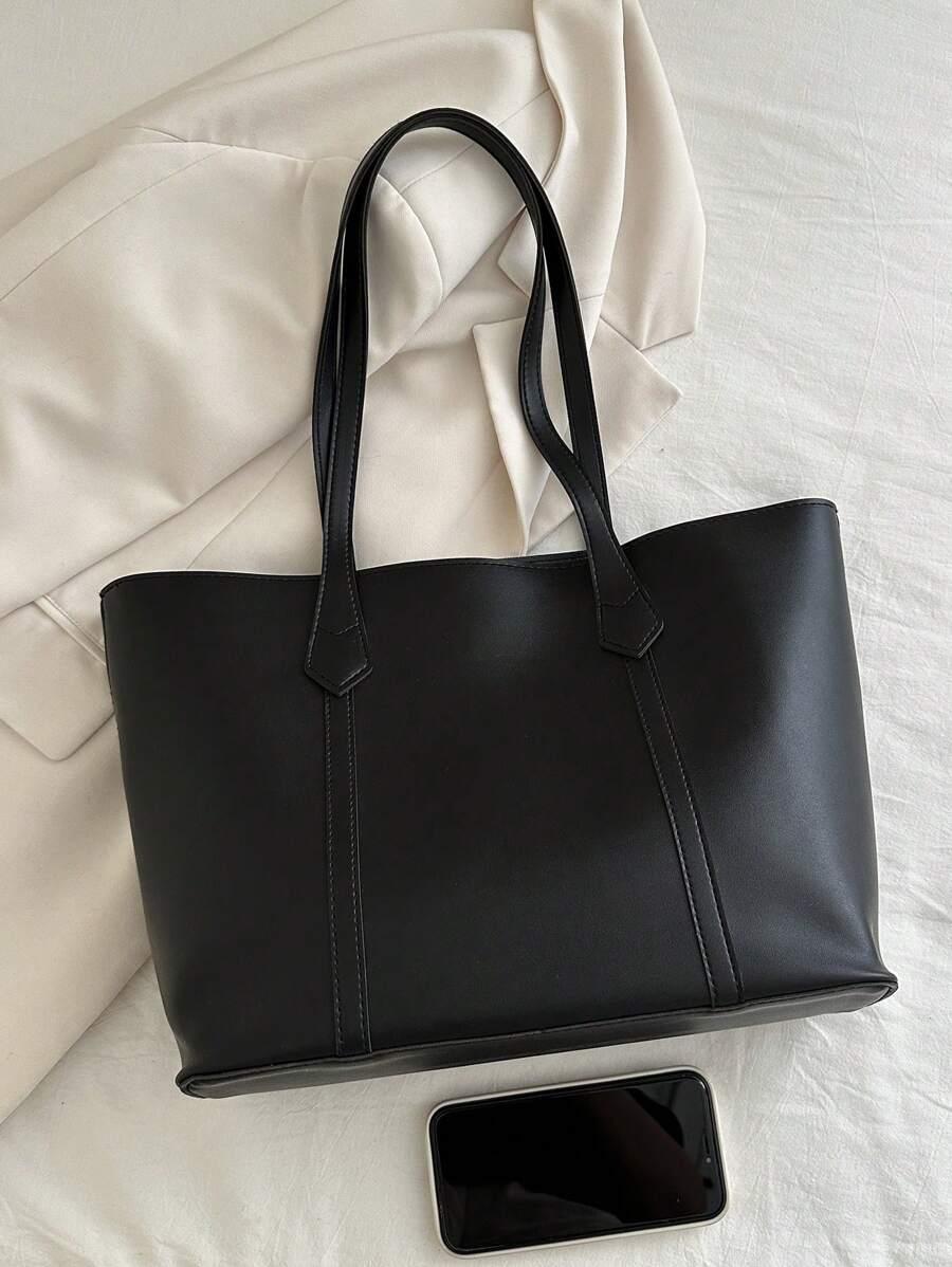 CZARNA TOREBKA NA RAMIĘ 