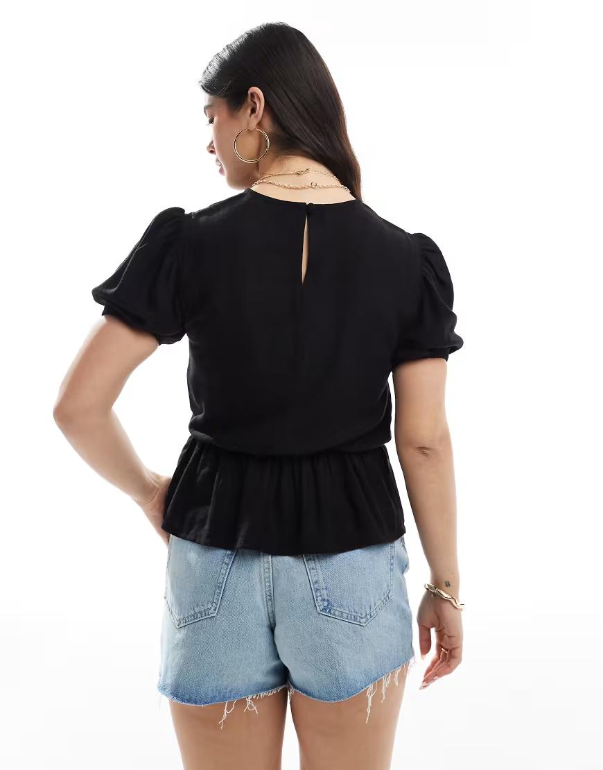 CZARNY TOP FALBANA 