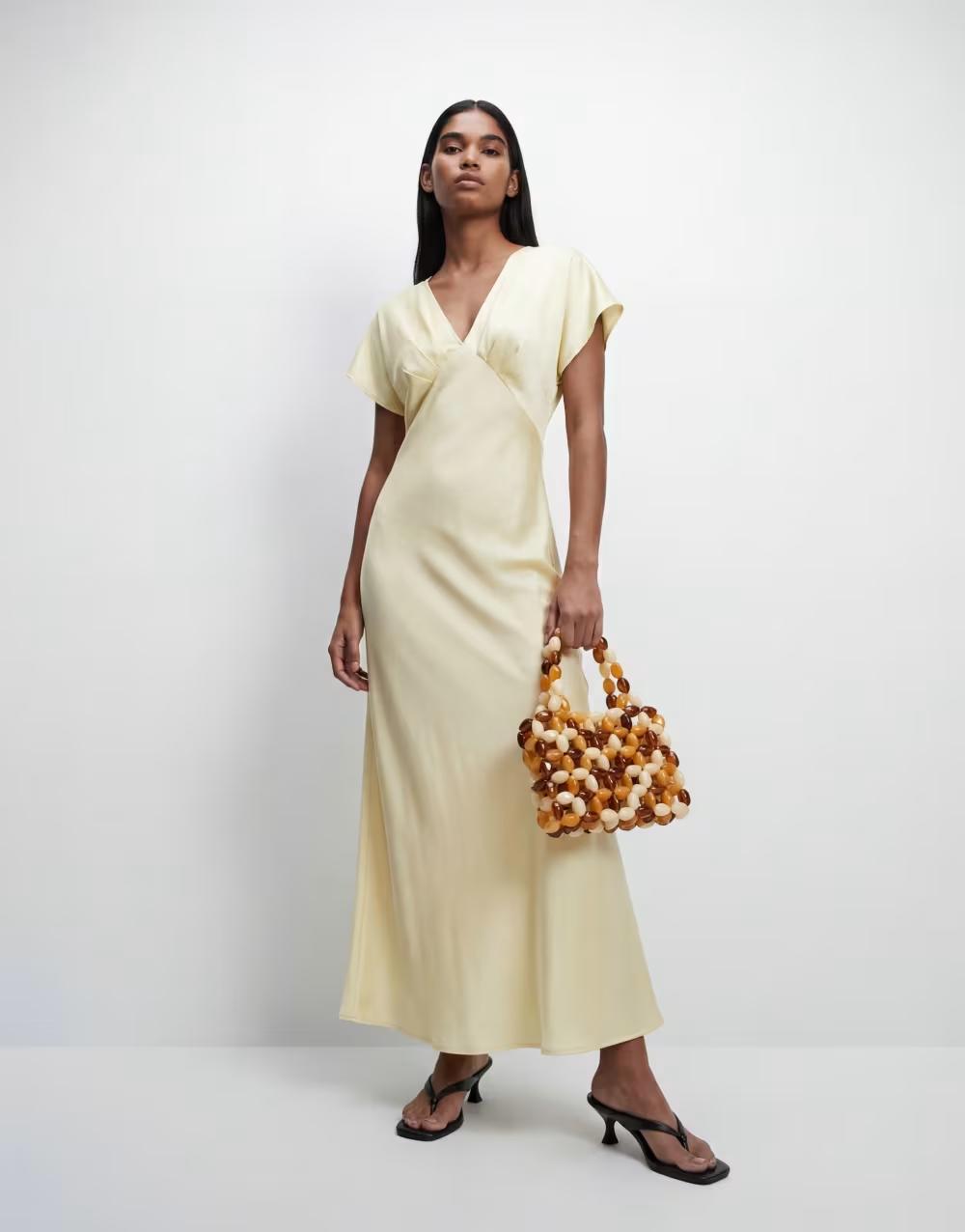SATYNOWA MAXI SUKIENKA V-NECK