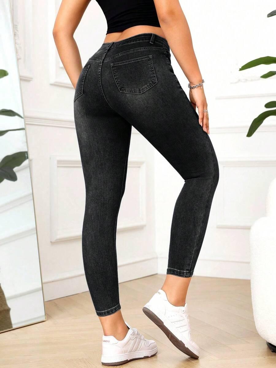 CZARNE SPODNIE JEANS RURKI