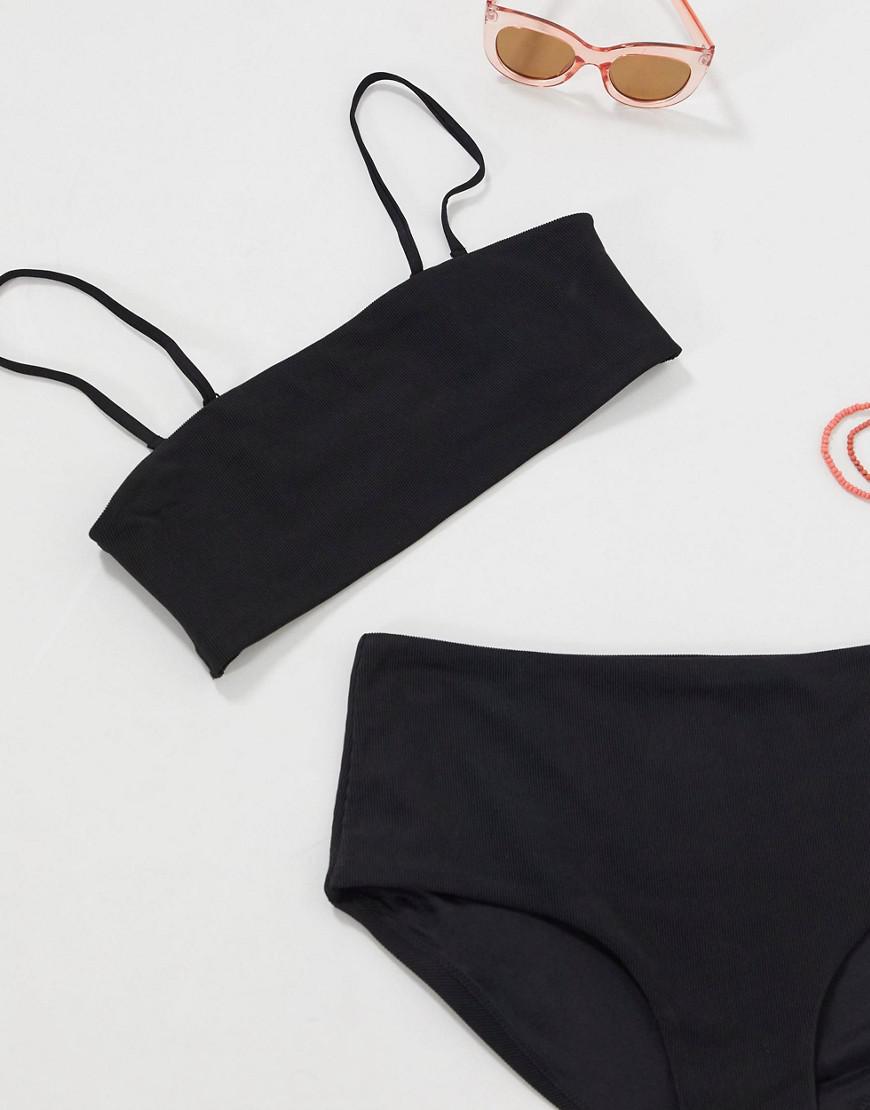 GÓRA OD BIKINI