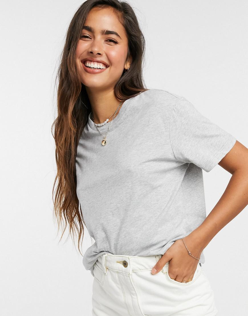 szary t-shirt basic