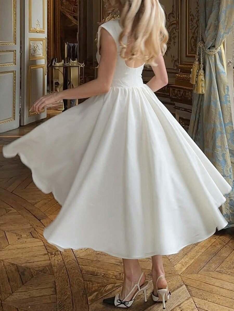 BIAŁA rozkloszowana SUKIENKA