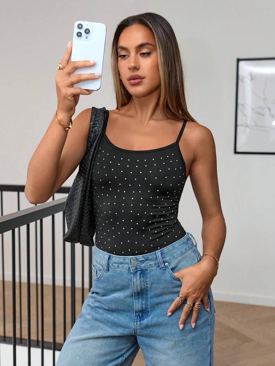 CZARNE BODY ZDOBIENIE