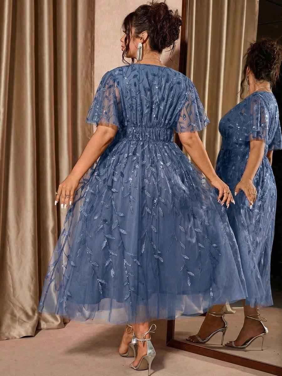 niebieska midi sukienka