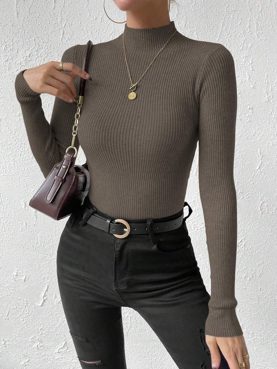 BRĄZOWY SWETER PRĄŻKI