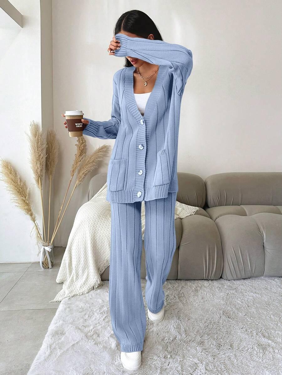 NIEBIESKI KOMPLET SWETER SPODNIE
