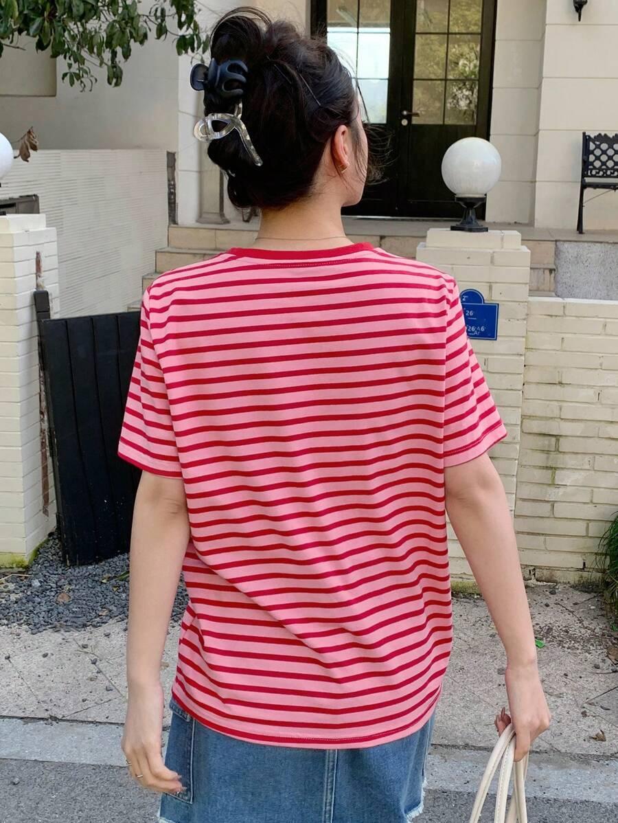 T-SHIRT W PASKI