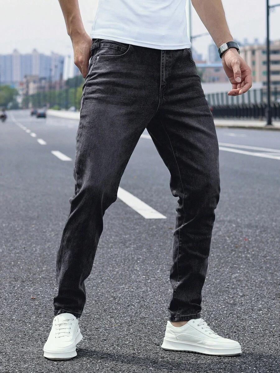 czarne spodnie jeans
