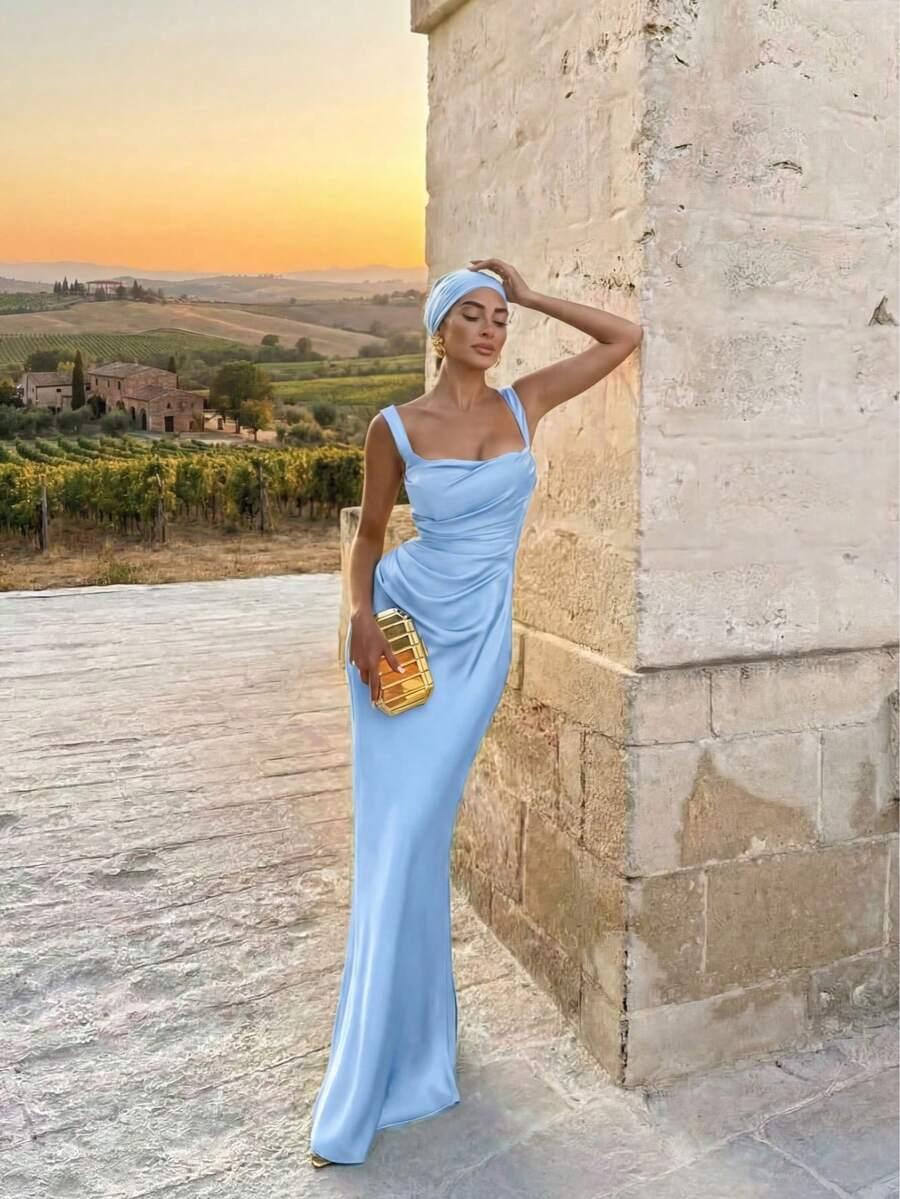 niebieska sukienka maxi