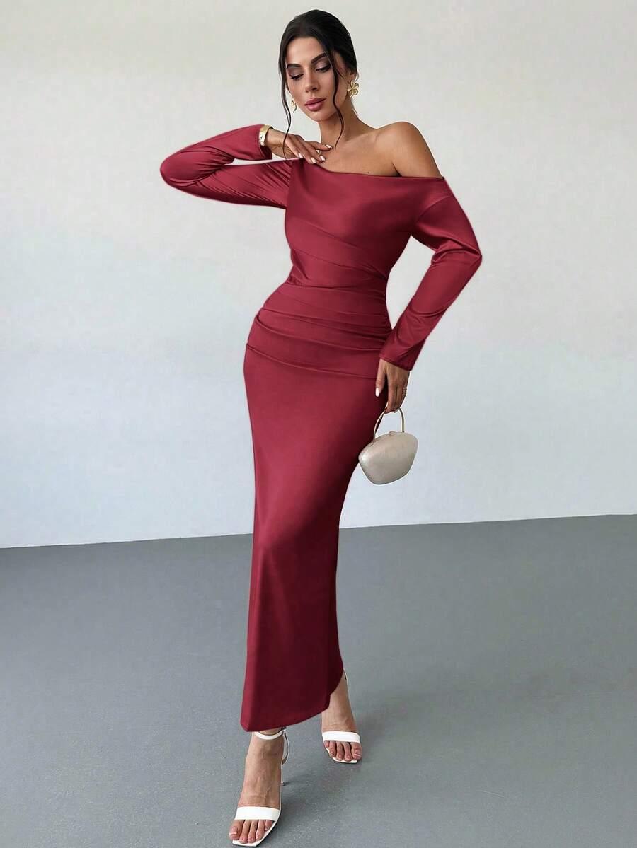 CZERWONA SATYNOWA SUKIENKA