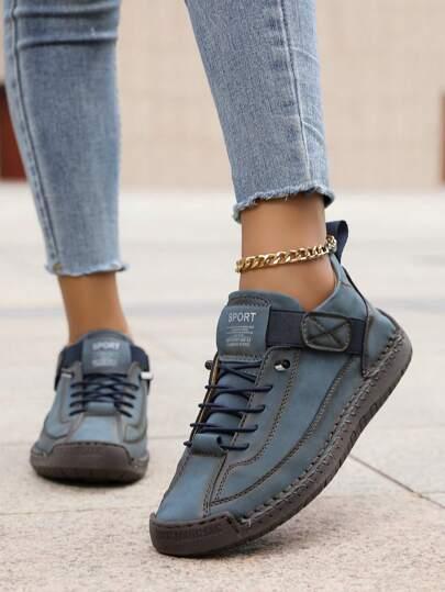 niebieskie buty sportowe 