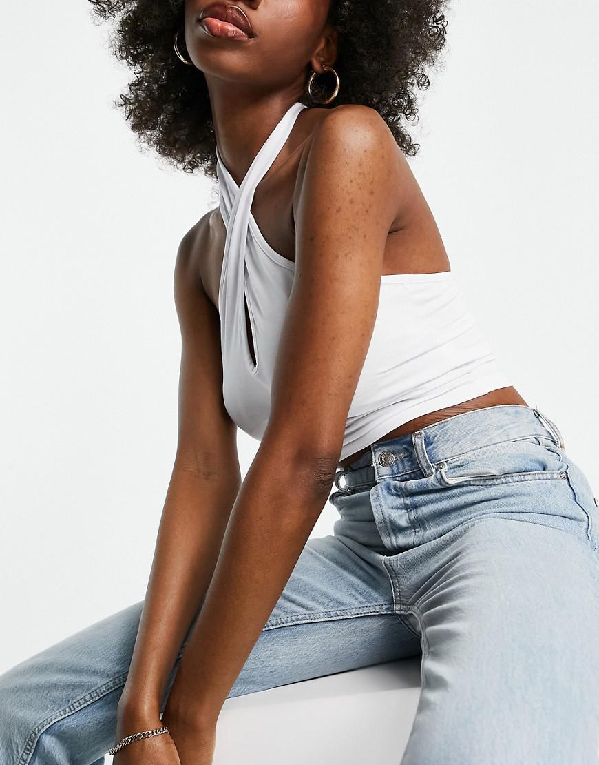 CROP TOP ODKRYTE PLECY