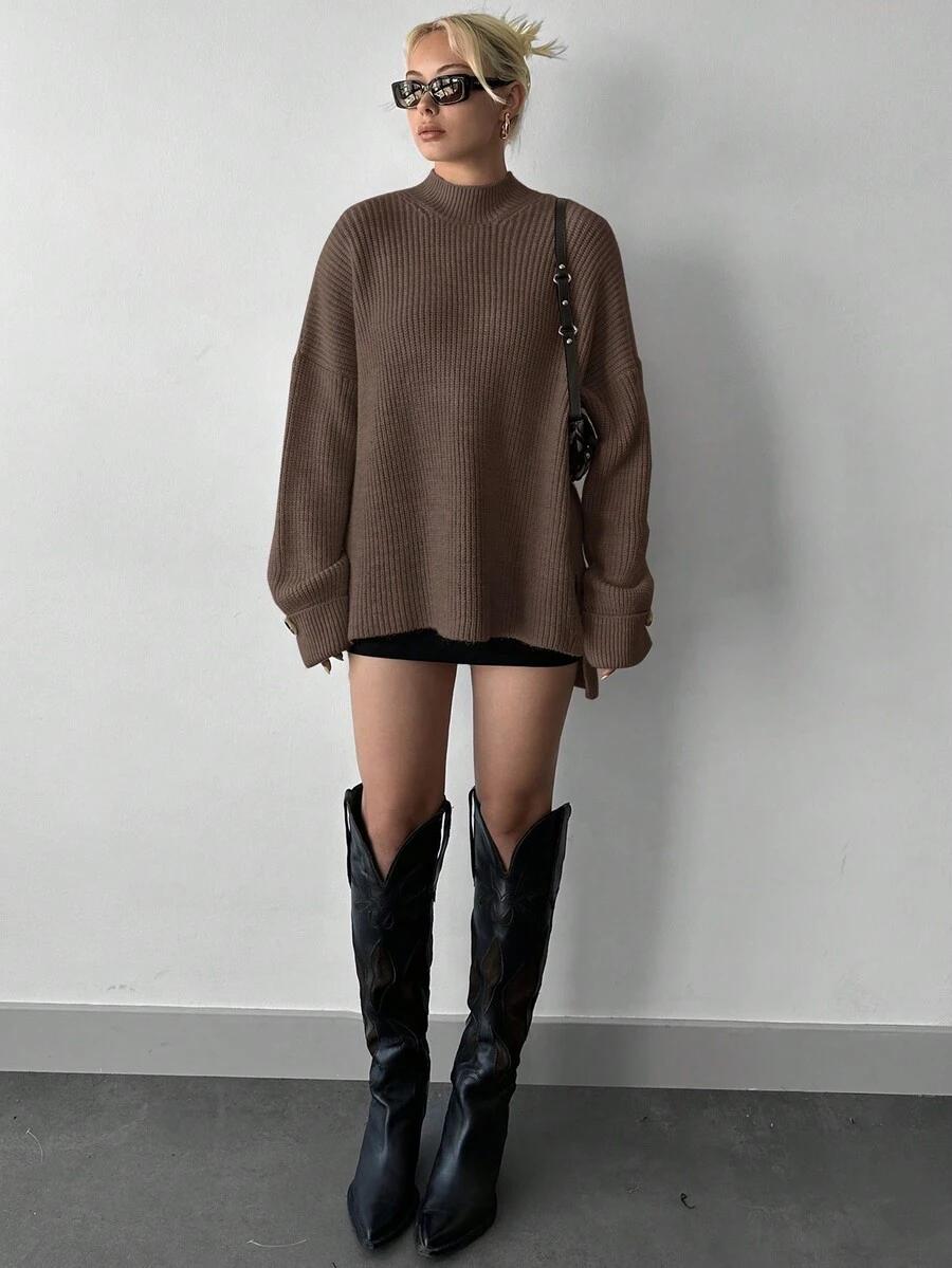 brązowy sweter stójka