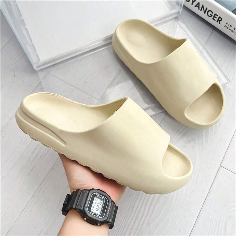 ecru kapcie casual
