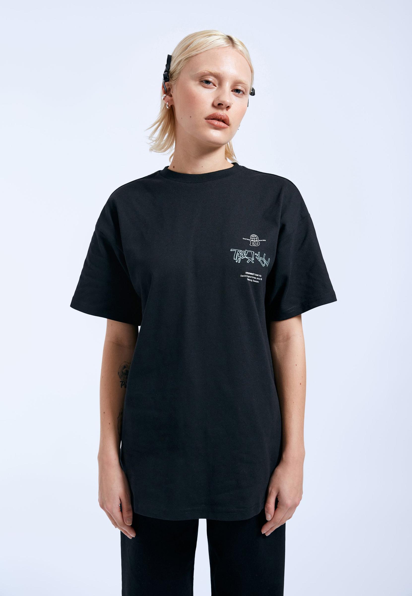czarny t-shirt nadruk