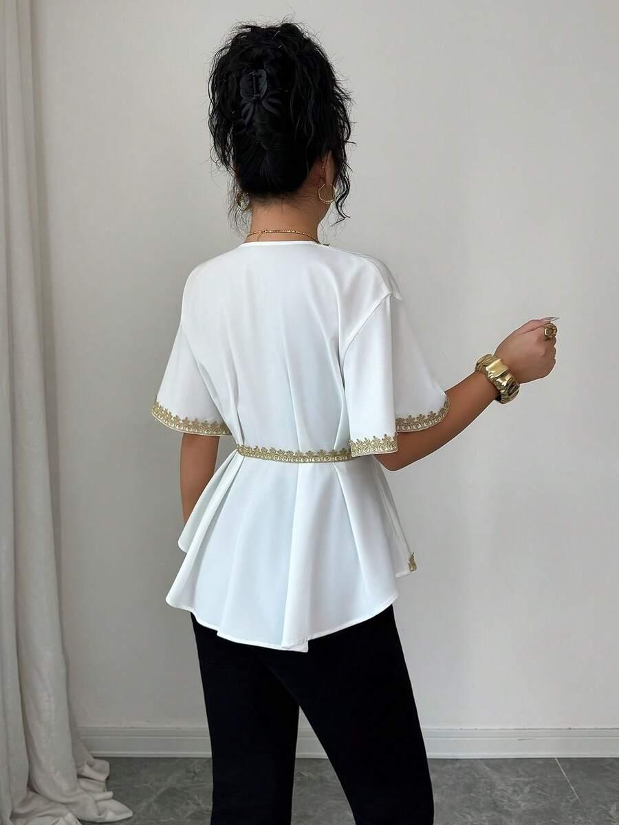 ELEGANCKA BLUZKA Z HAFTEM