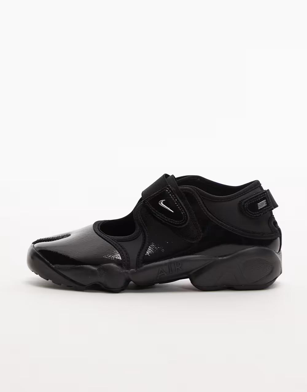 czarne lakierowane buty Air Rift ib8954-001