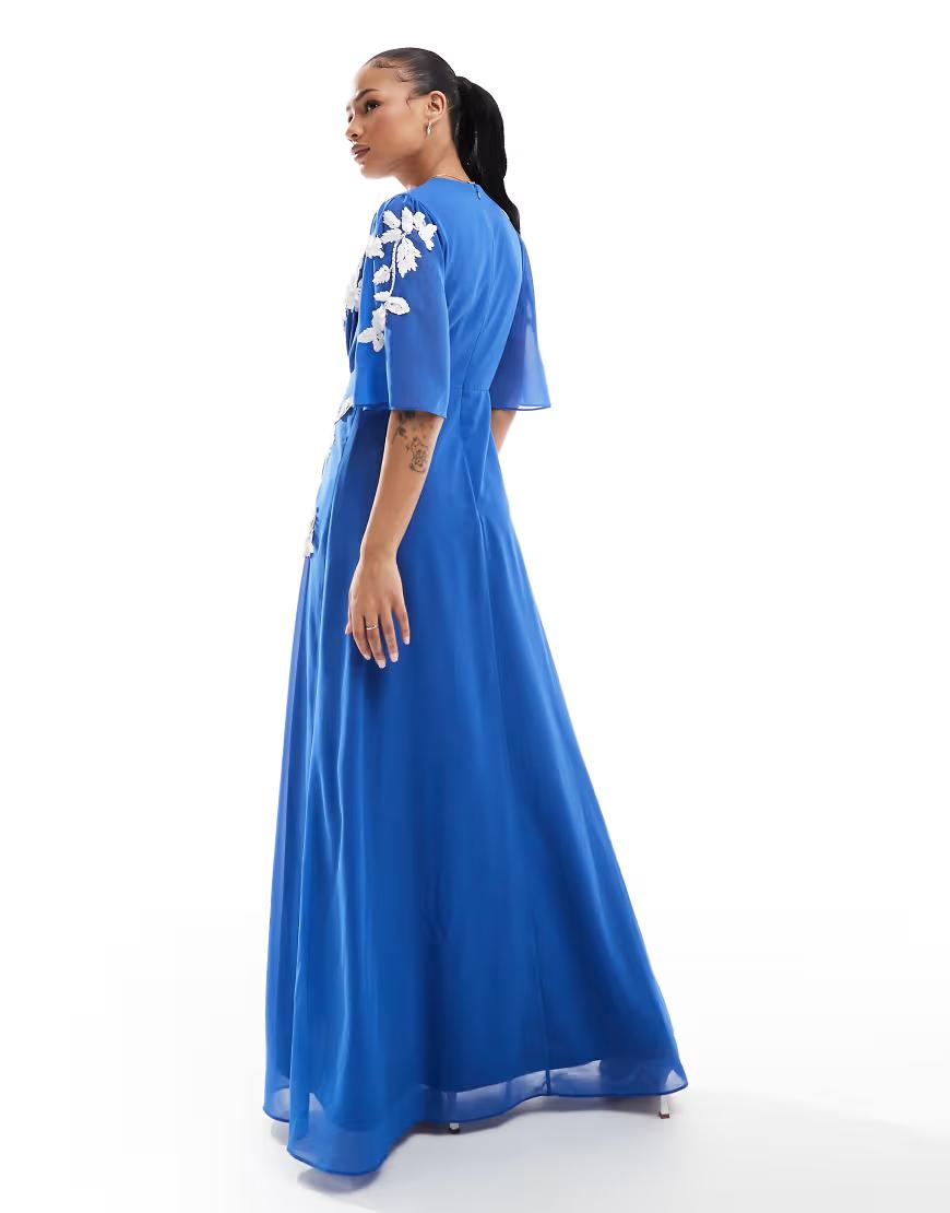niebieska maxi sukienka v-neck zdobienie