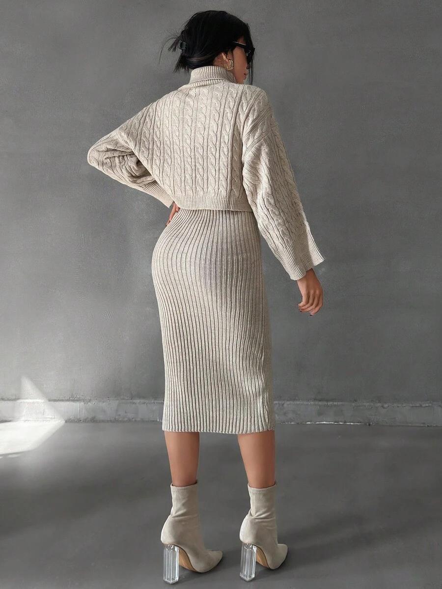 DZIANINOWY KOMPLET SUKIENKA SWETER