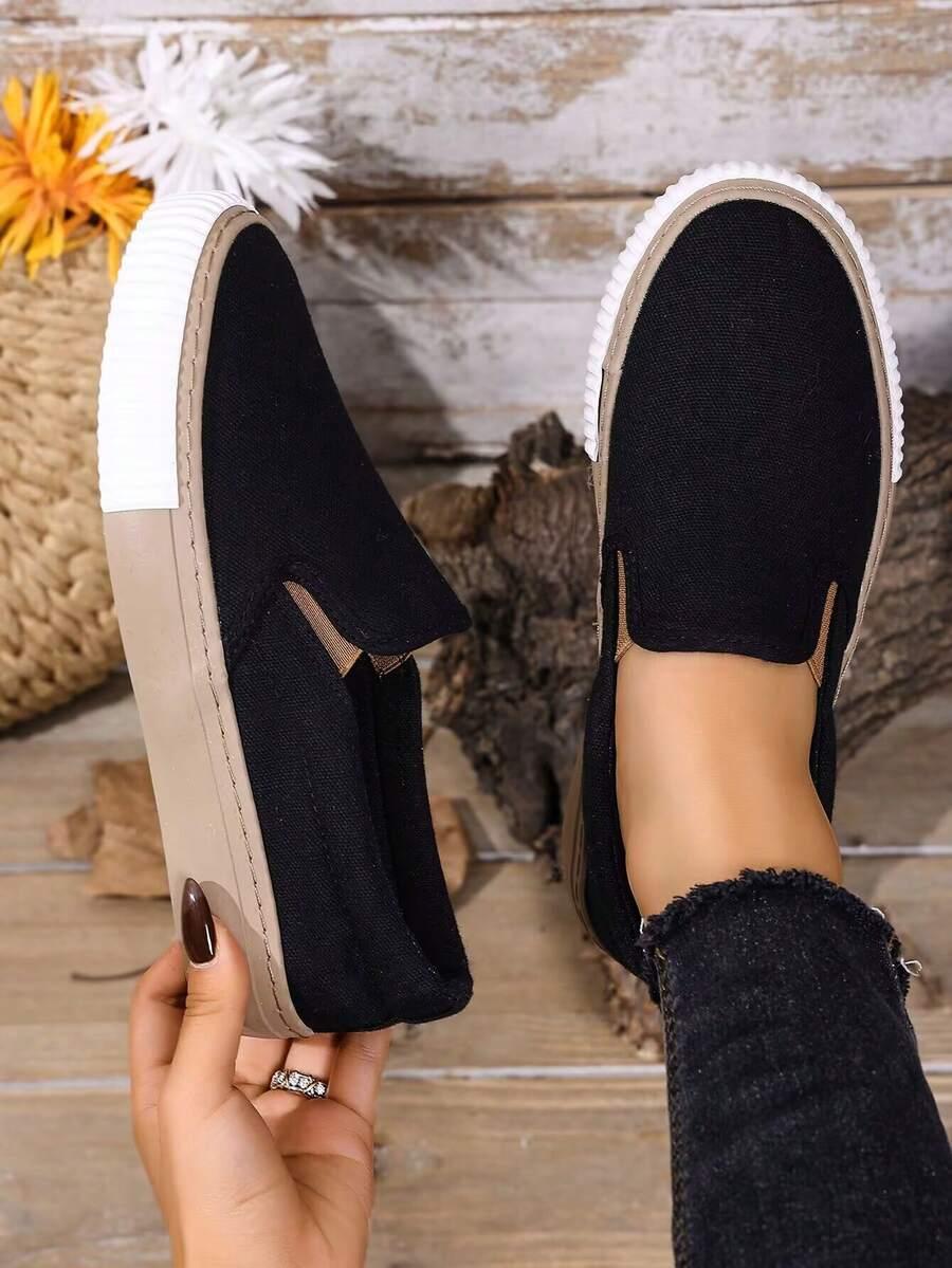 CZARNE MOKASYNY CASUAL