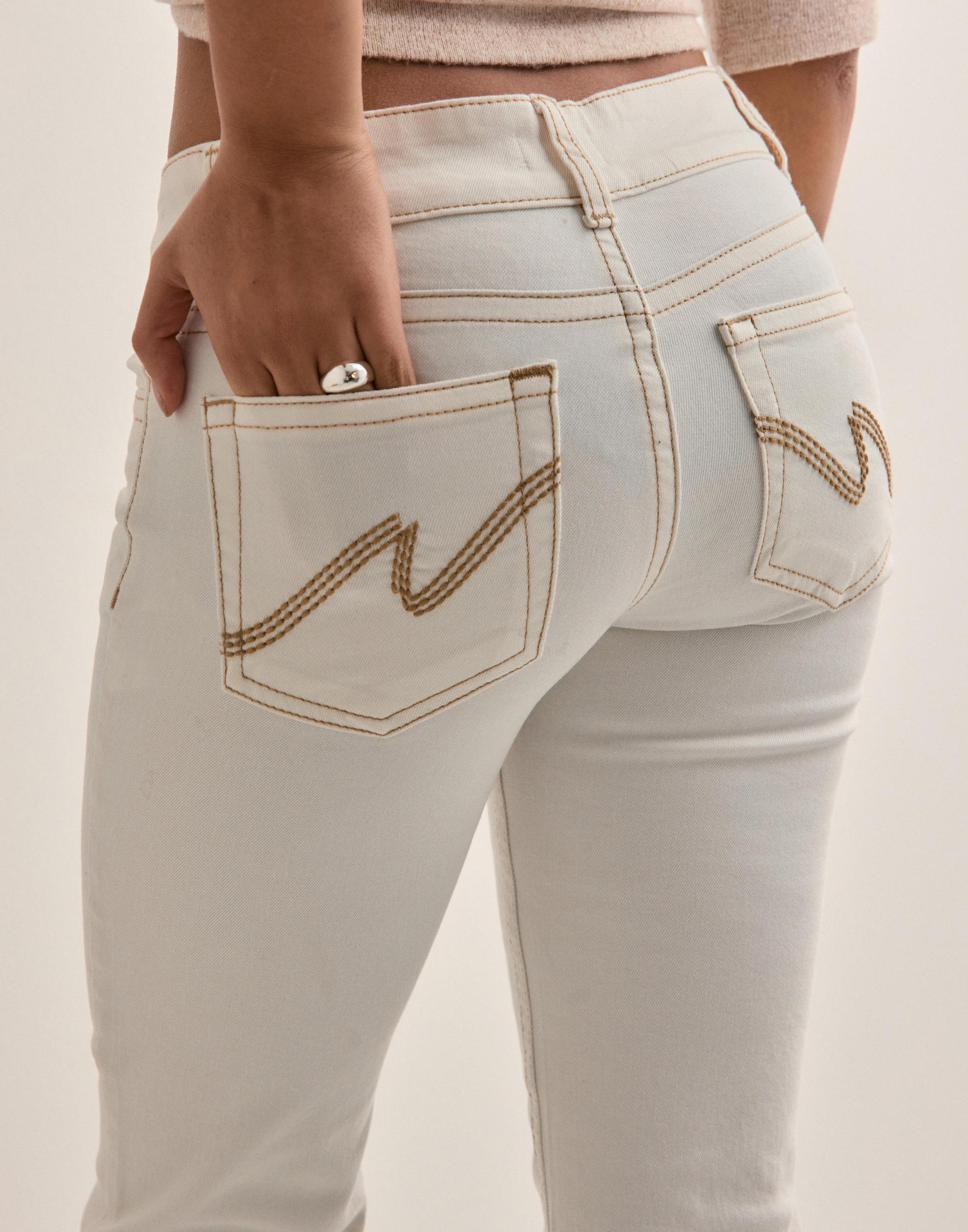 BIAŁE SPODNIE BOOTCUT