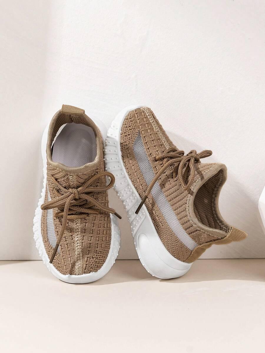 beżowe sznurowane buty sportowe