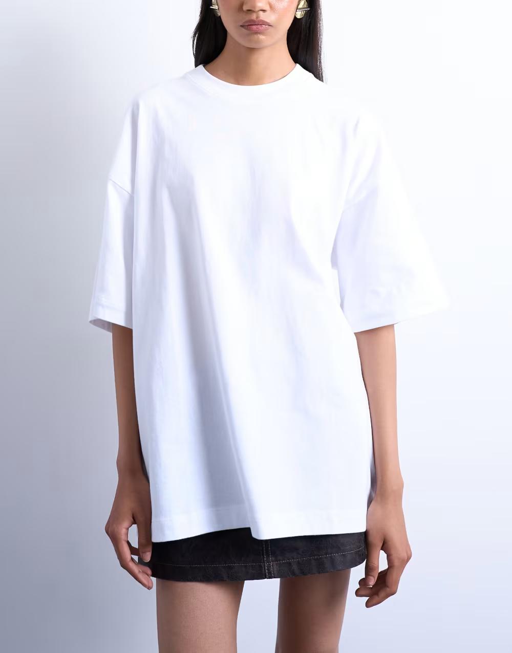 BIAŁY T-SHIRT OVERSIZE