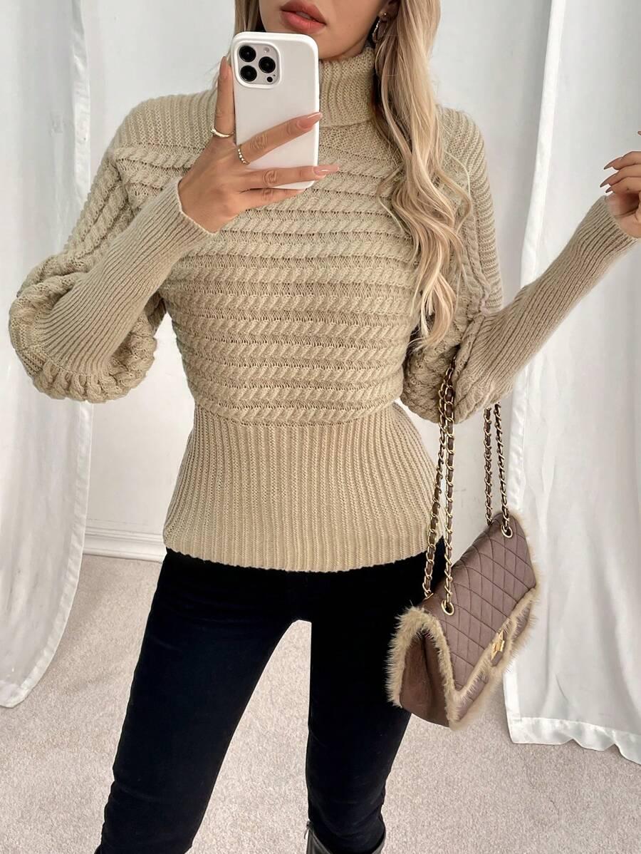 beżowy SWETER GOLF tekstura 