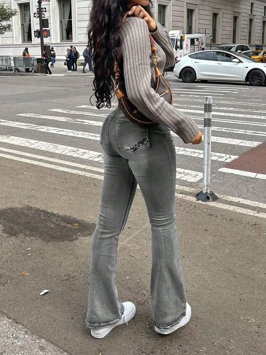 szare jeansy zamek