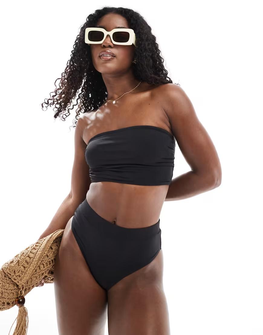 CZARNY DÓŁ OD BIKINI