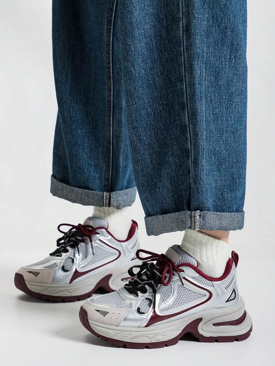 BUTY SPORTOWE SZNUROWANE