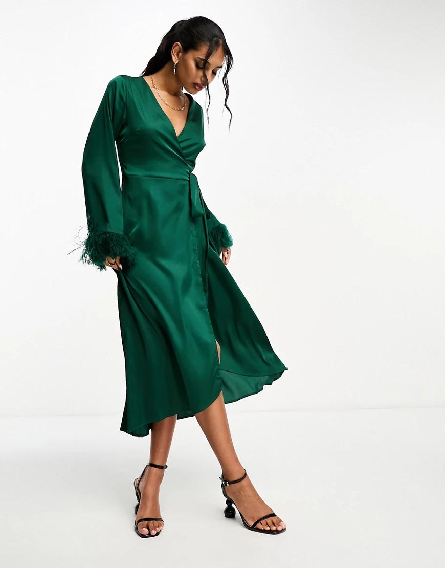 zielona kopertowa sukienka wiązanie