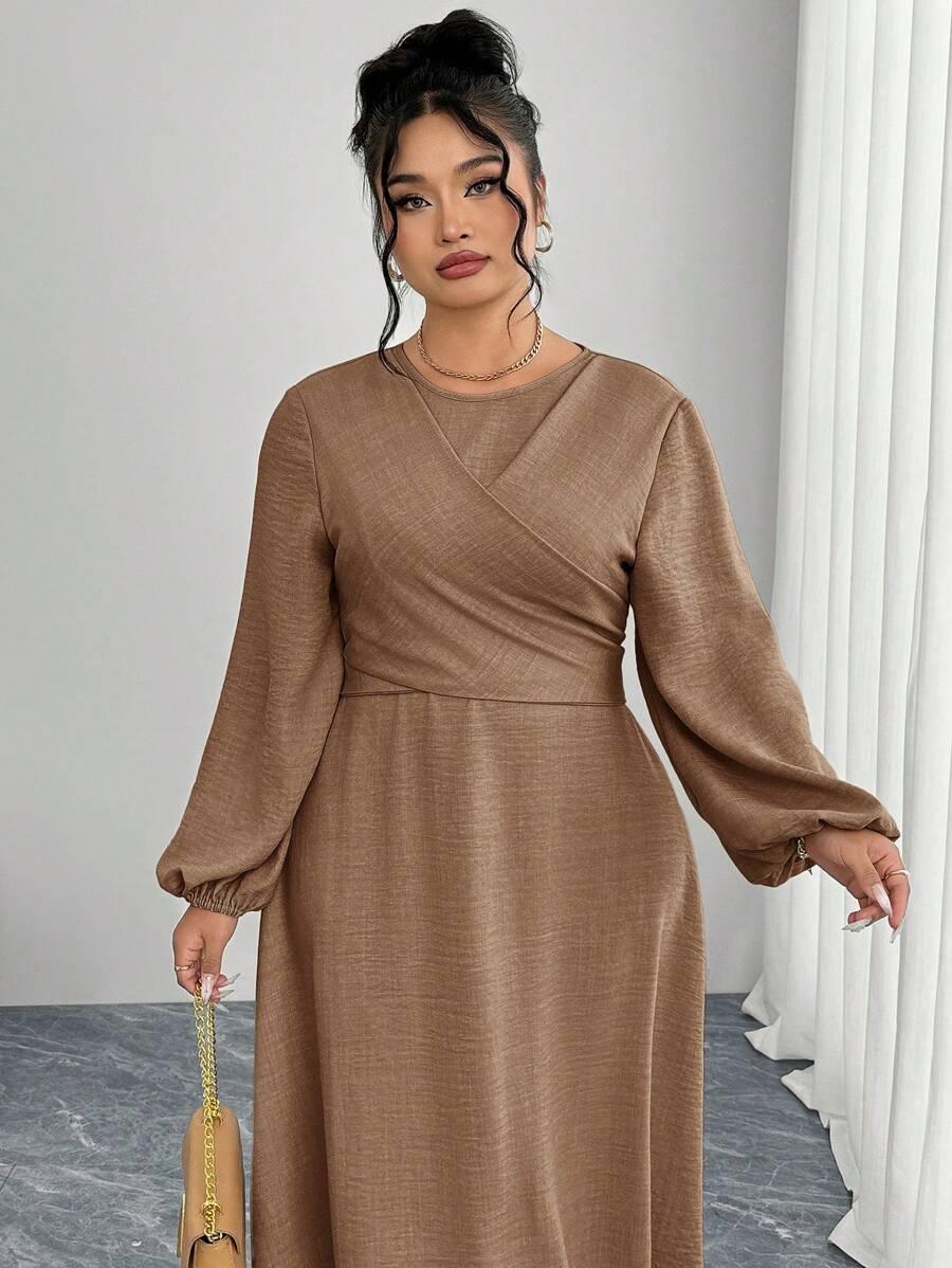 SUKIENKA PLUS SIZE ROZKLOSZOWANA MIDI DŁUGI RĘKAW