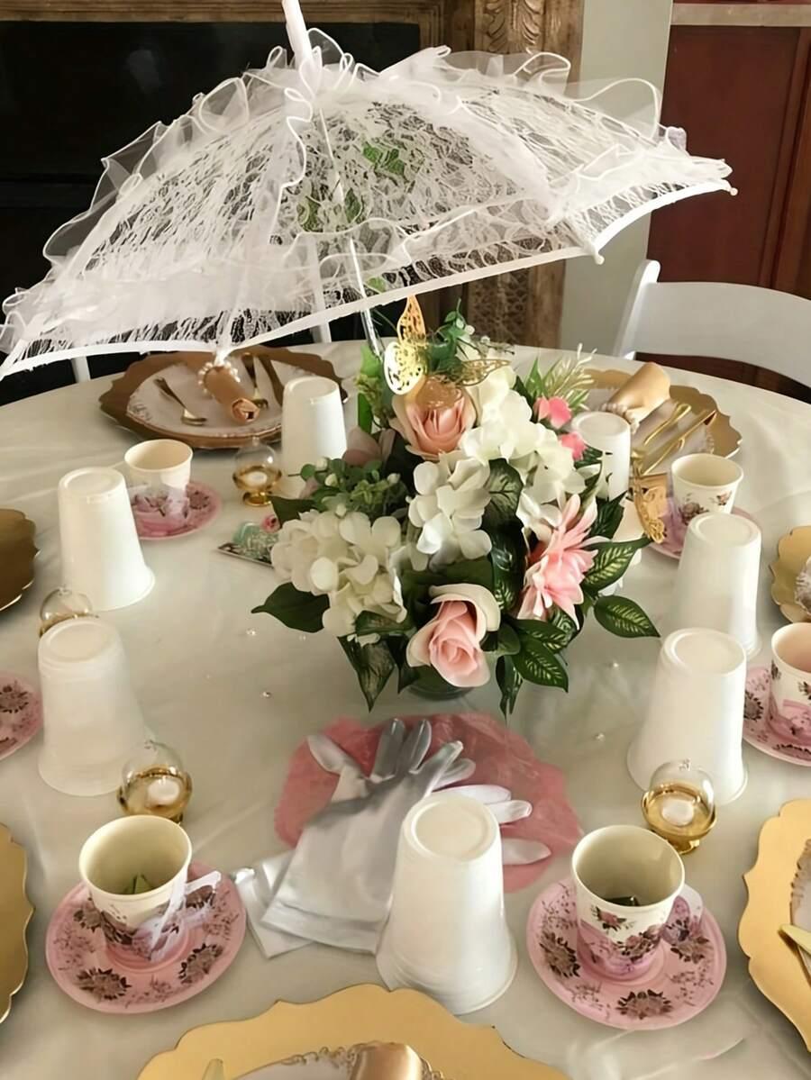 biały parasol koronka