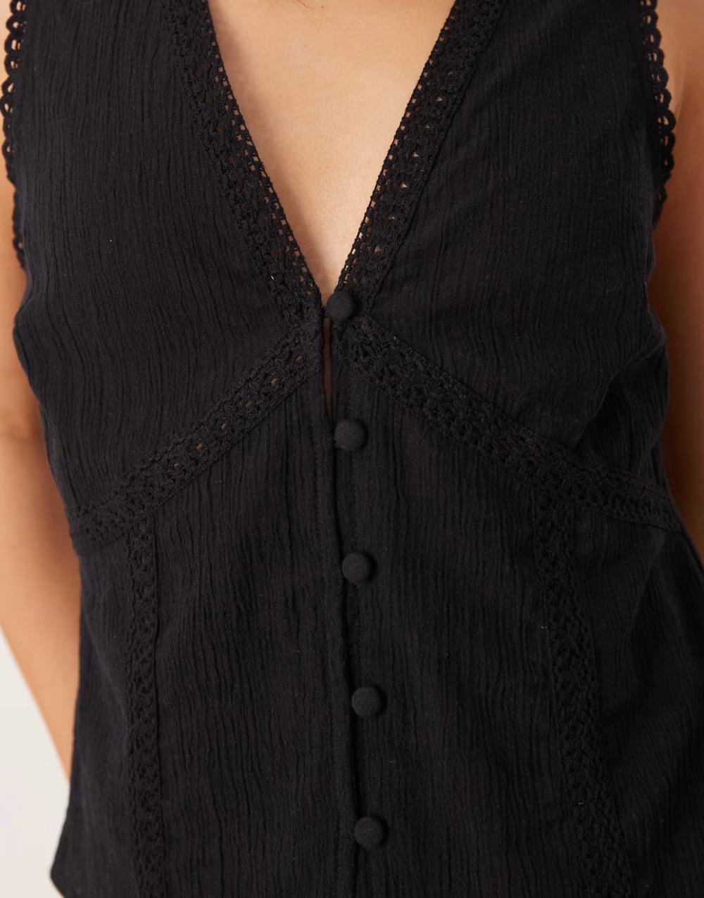 CZARNA KAMIZELKA V-NECK