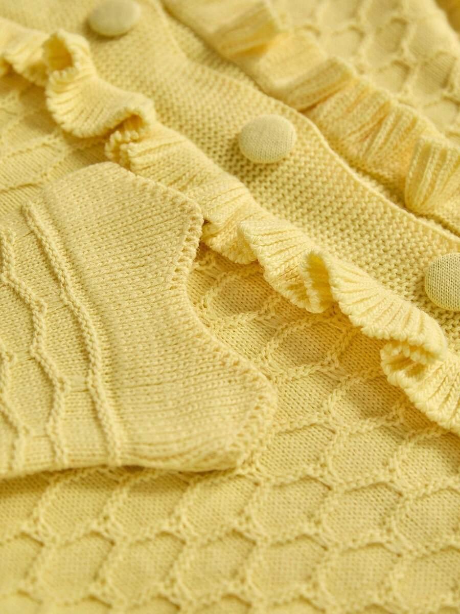 żółty dzianinowy komplet sweter spódnica