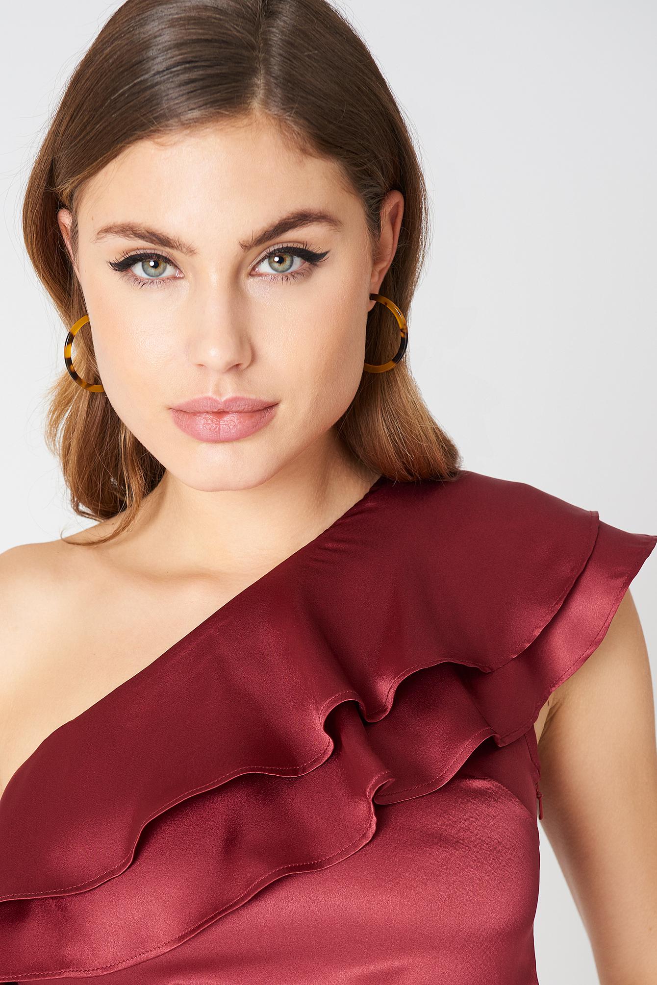 satynowy top asymetria