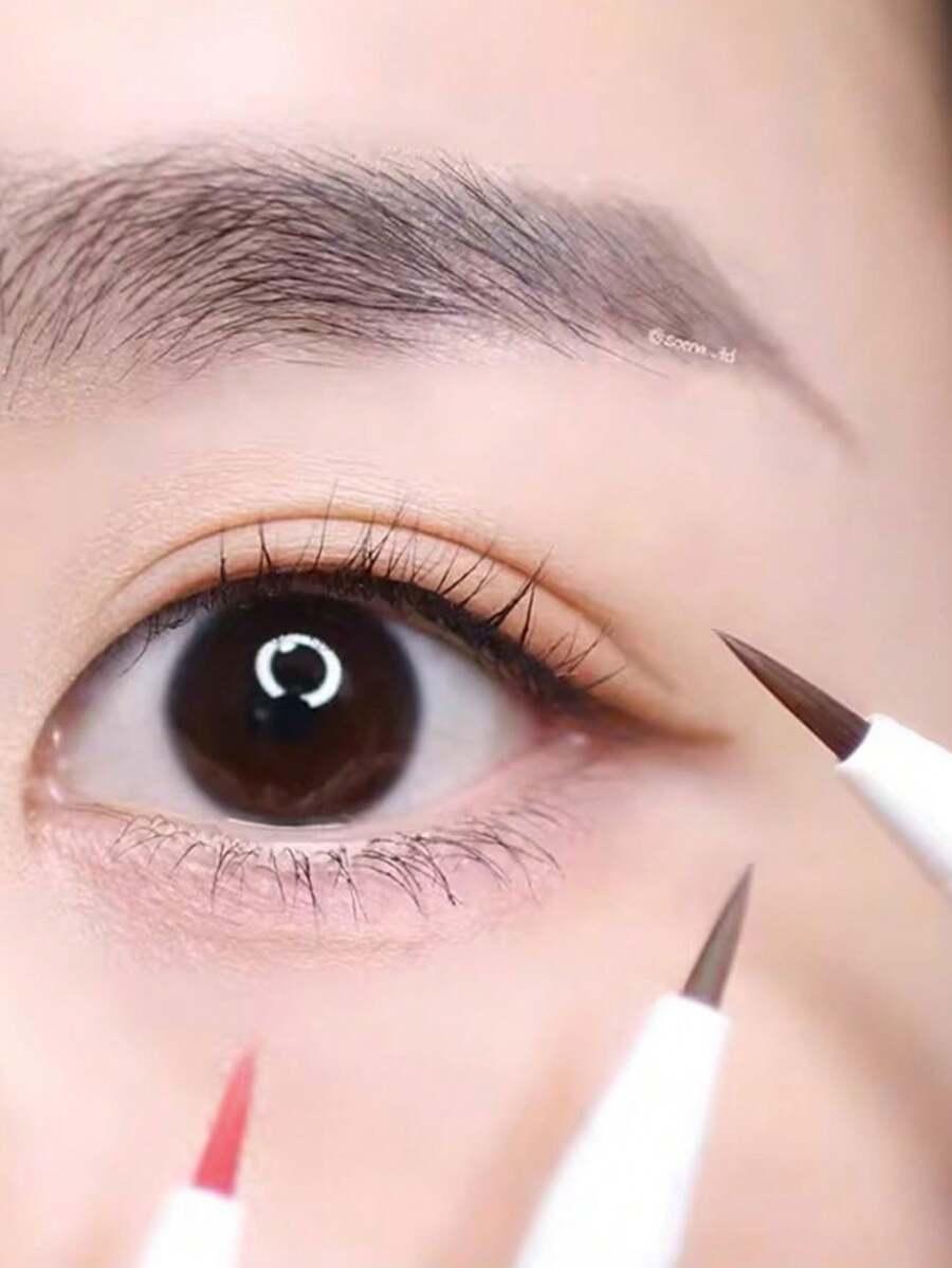 eyeliner do oczu