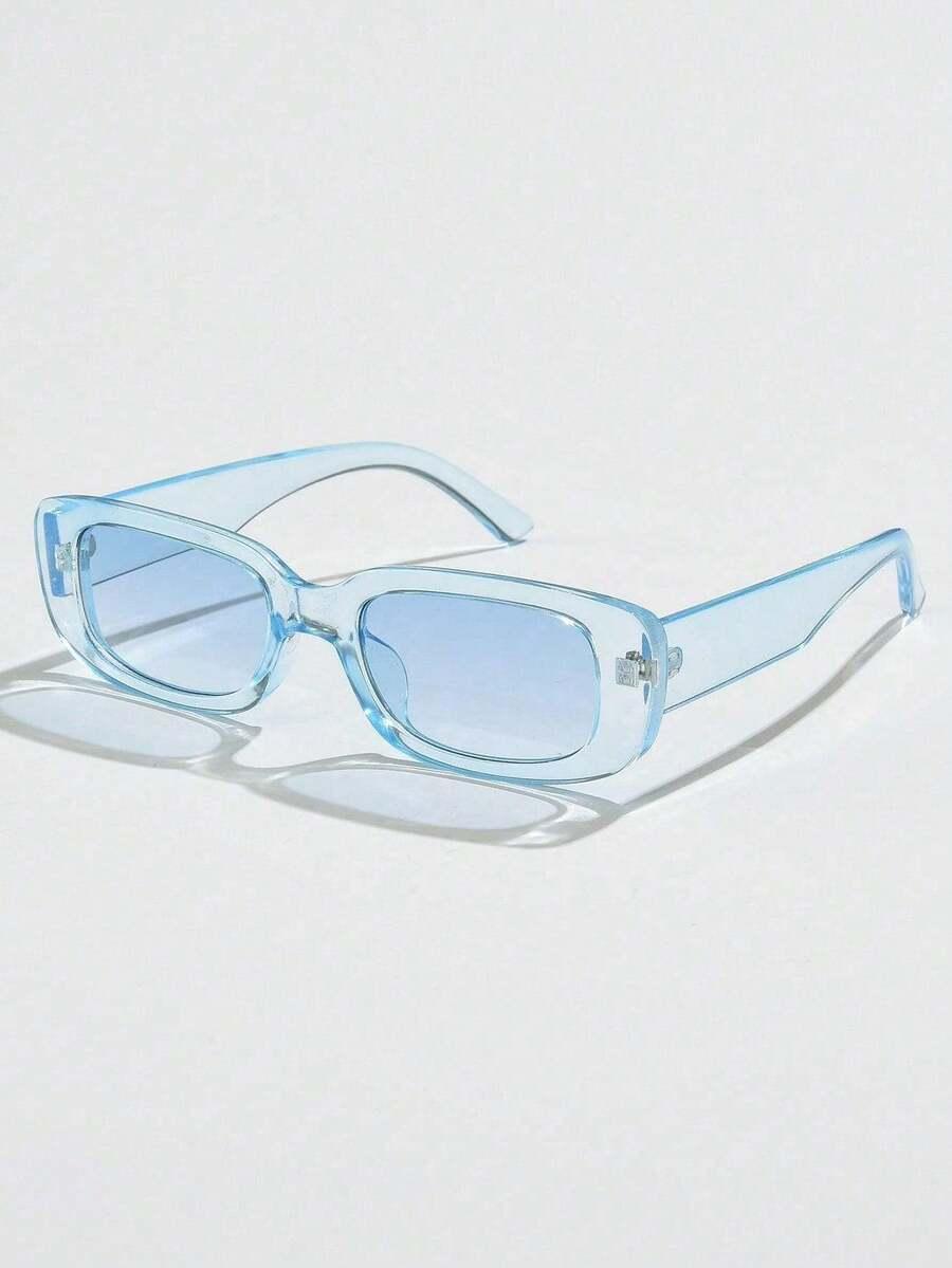 niebieskie okulary przeciwsłoneczne