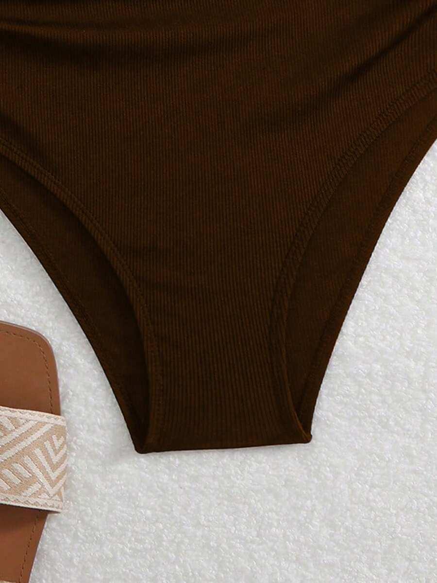 brązowy dół od bikini