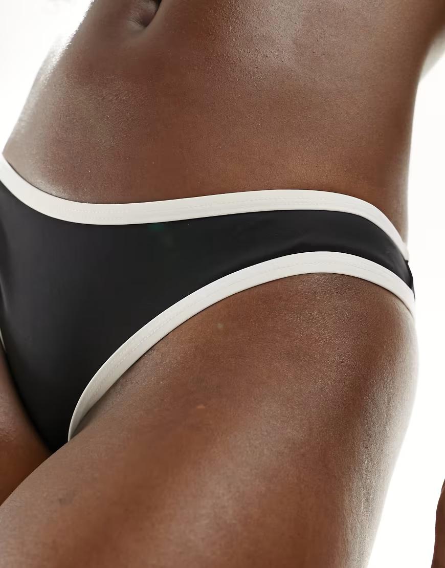 CZARNY DÓŁ OD BIKINI KONTRAST
