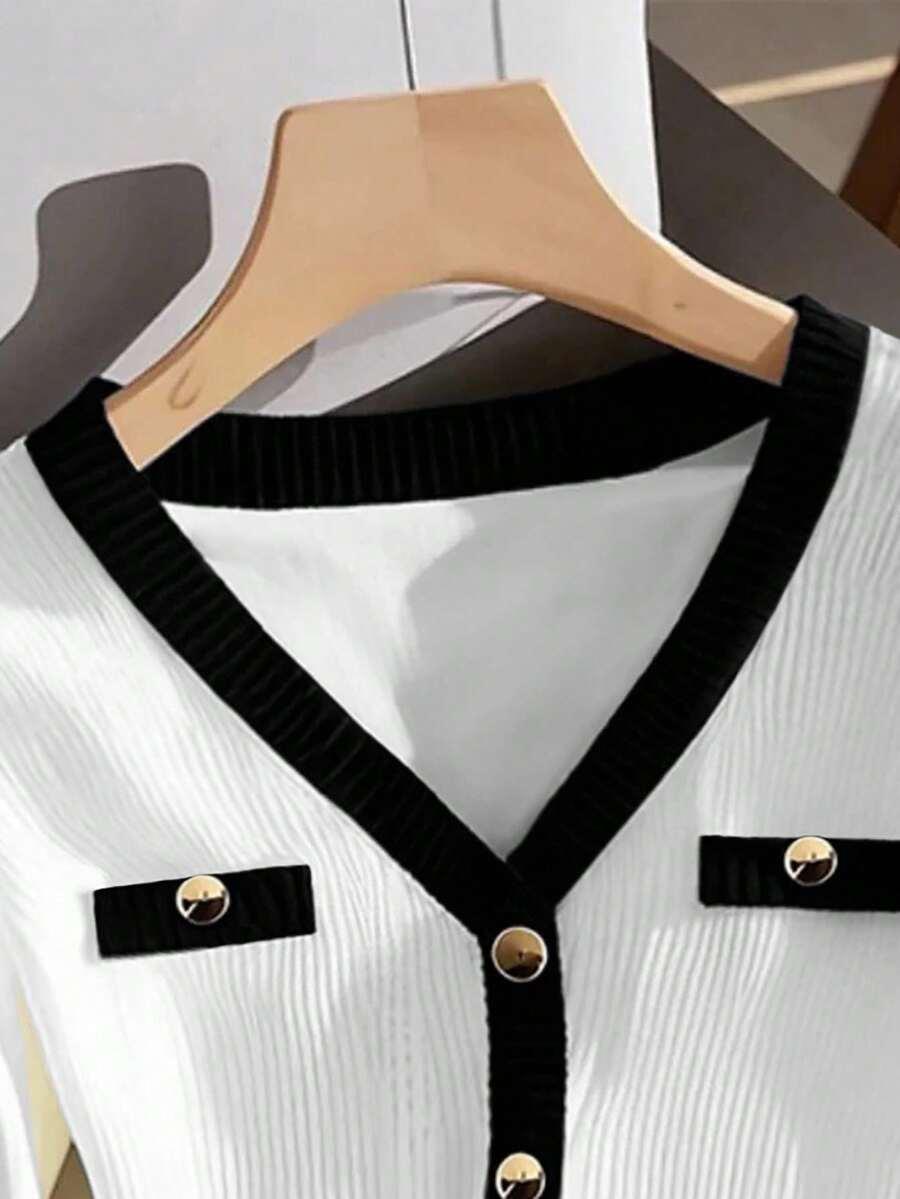 bluzka guziki v-neck kontrast