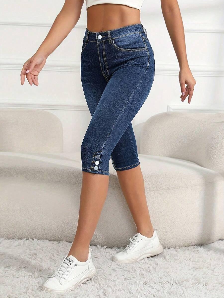 granatowe spodnie jeans