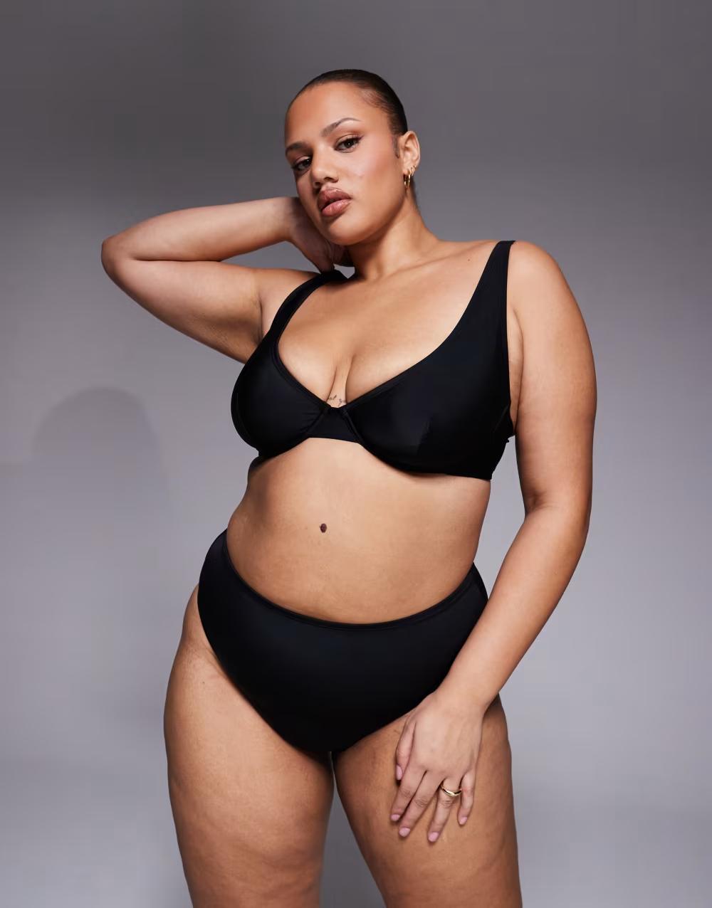 CZARNA GÓRA OD BIKINI