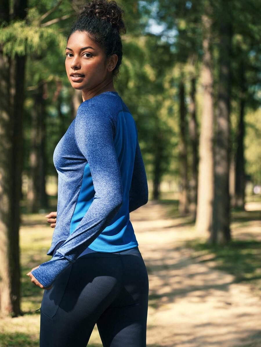 niebieska sportowa koszulka
