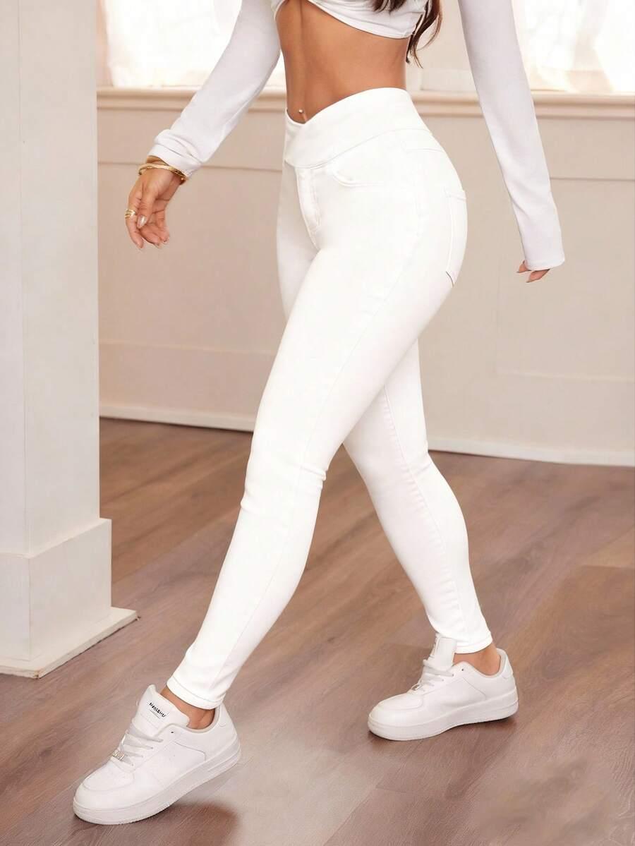 BIAŁE SPODNIE JEANS