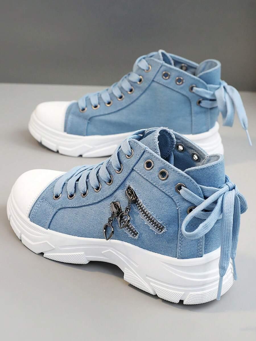 SZNUROWANE TRAMPKI JEANS