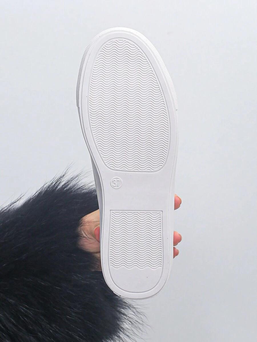 SZNUROWANE BUTY SPORTOWE