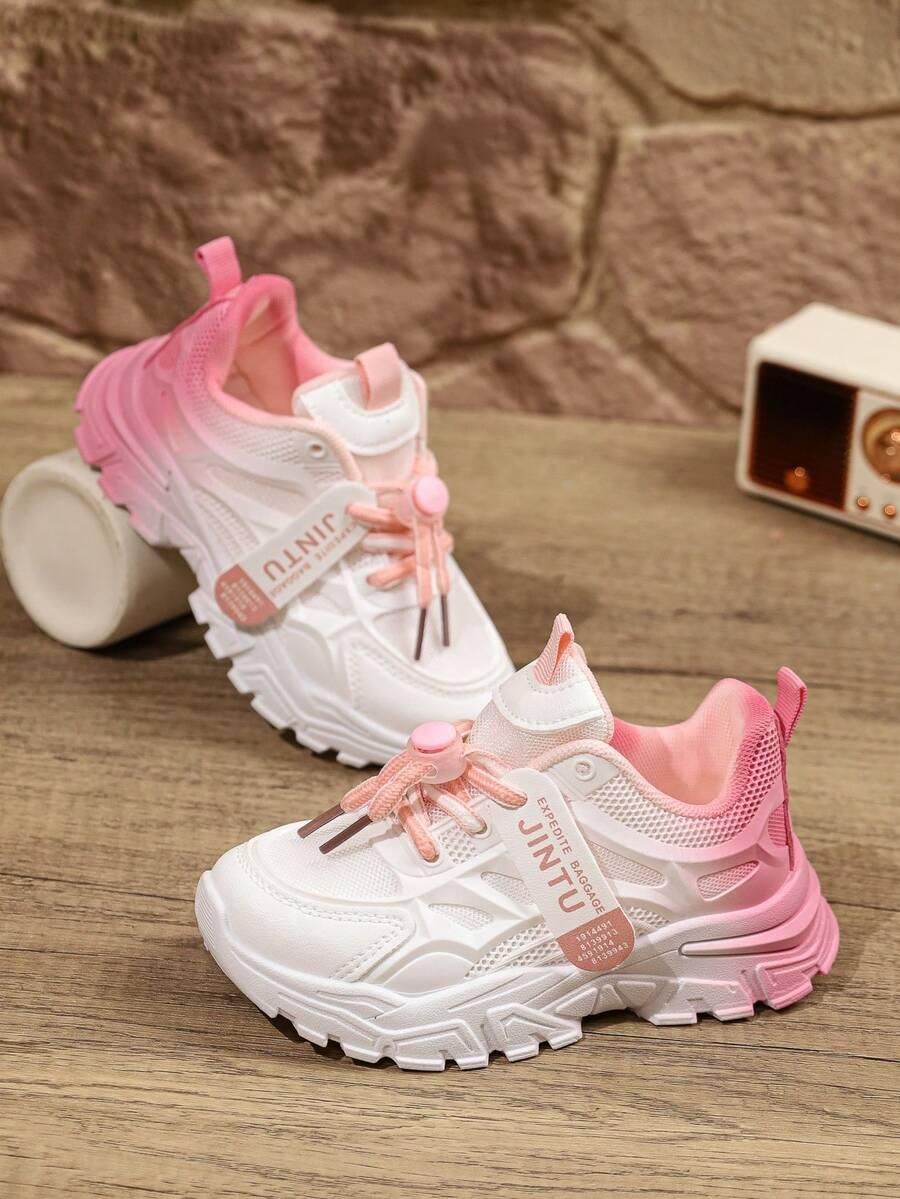 sznurowane buty sportowe 